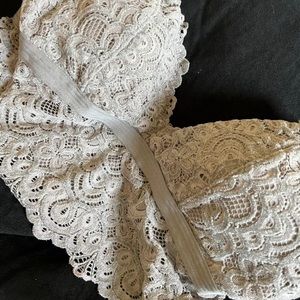 Hollister Size Medium